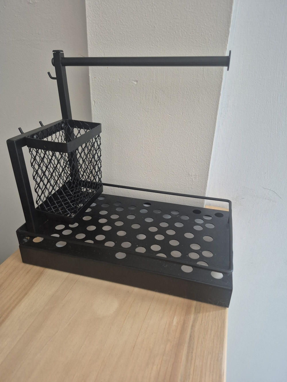 Black Metal Kitchen Organizer